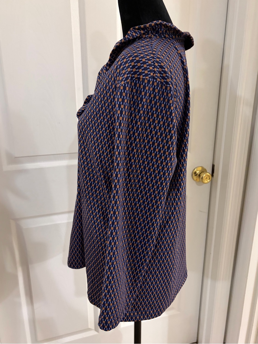 J. McLaughlin Durham ruffled top geometric navy brown Catalina cloth women’s XL - Picture 3 of 9